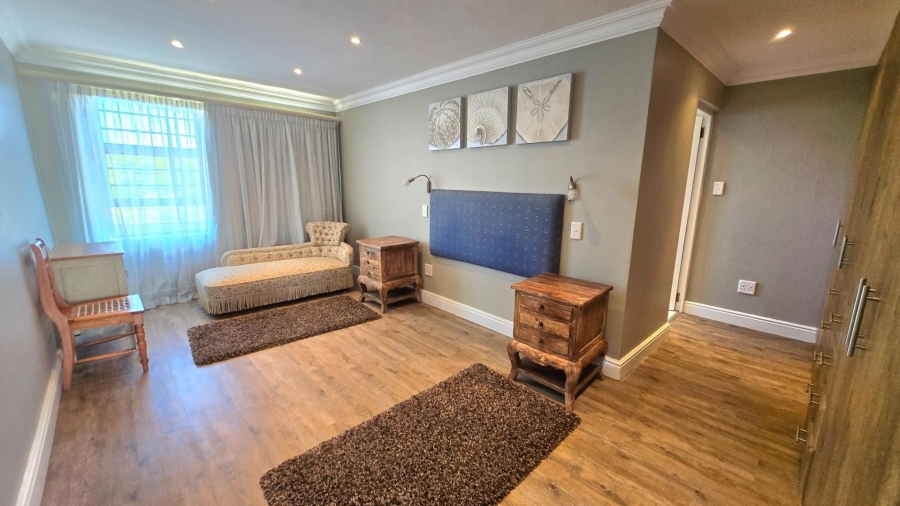 4 Bedroom Property for Sale in Kleinbaai Western Cape